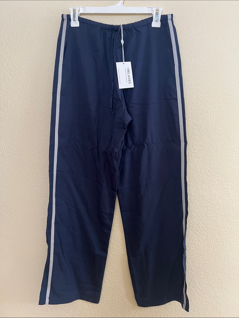 La Relaxed Navy Joggers with Light Gray Side Stripes
